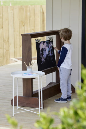 Nortica Easel